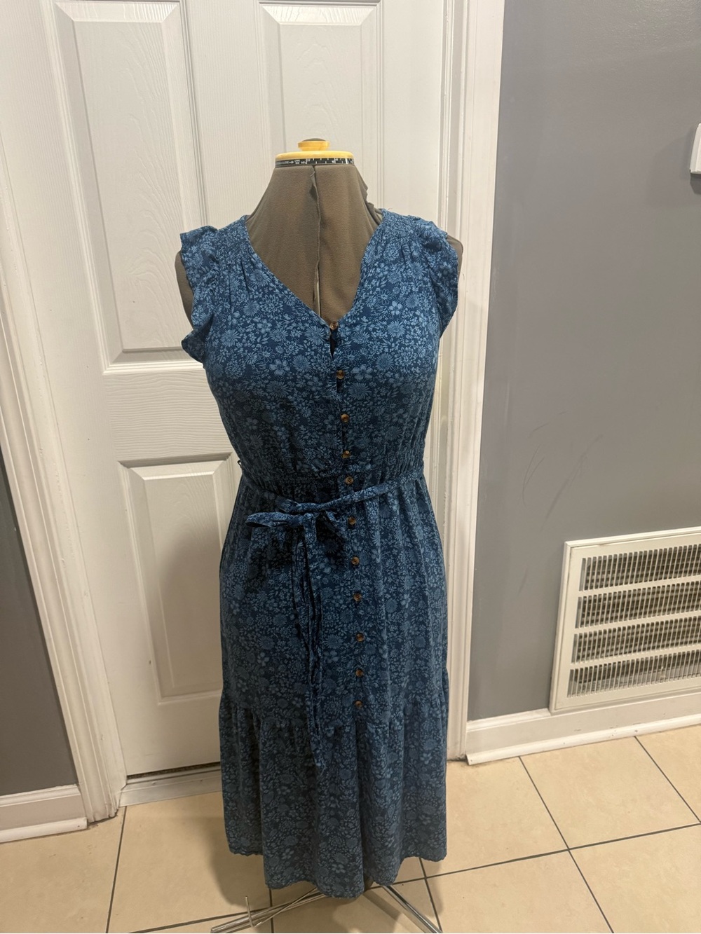 Sonoma Blue Floral Midi Dress with Button Front and Tie Waist